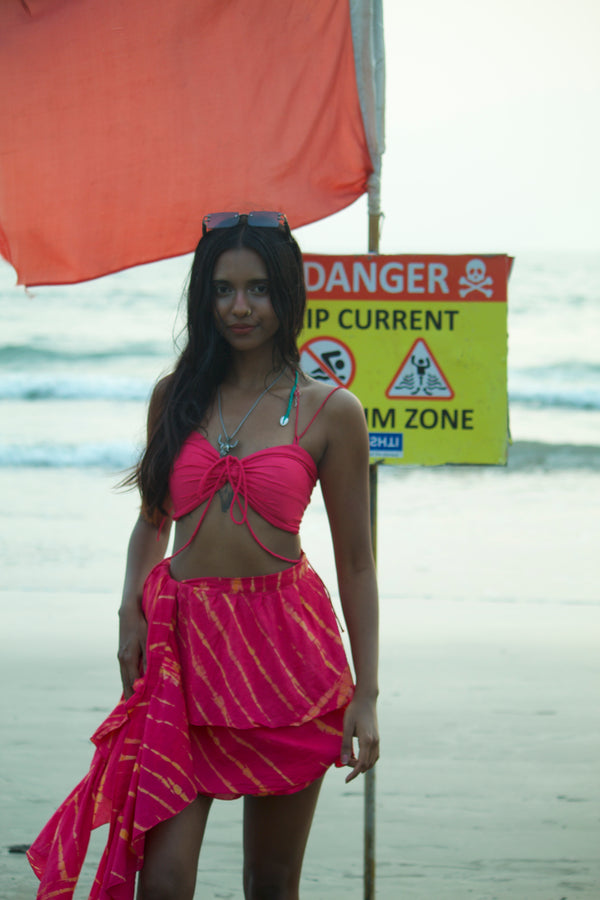 Desi Y2K aesthetic pink Tie-dye wrap skirt dupatta set with padded bralette top